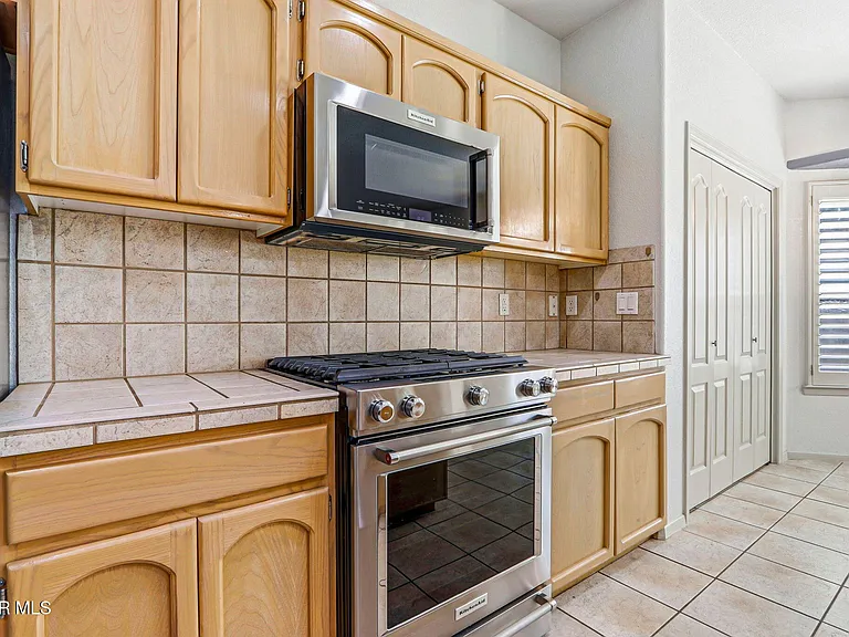 6141 Loma De Cristo Dr — Photo 15