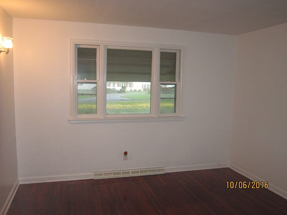 Front bedroom
