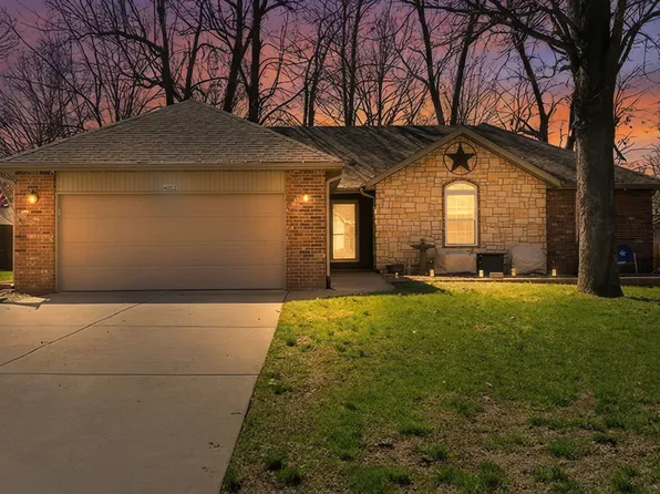 4052 W Leisa Street, Springfield, MO 65807