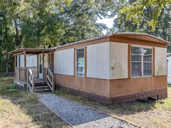 139 Cgs Cir, Dudley, NC 28333