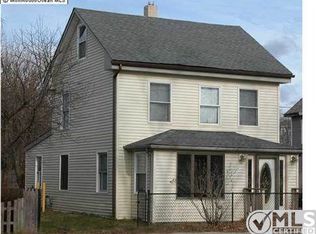18 Brown Ave, Lakehurst, NJ 08733