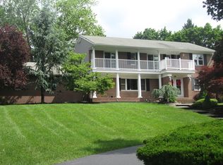 28 Ann St, Colts Neck, NJ 07722