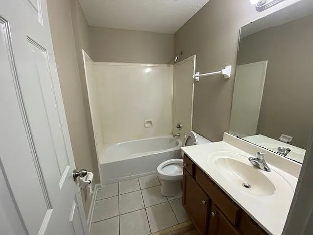 385 Dogwood Springs Dr — Photo 2