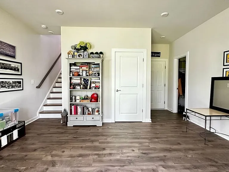 1715 Beech Leaf St — Photo 19