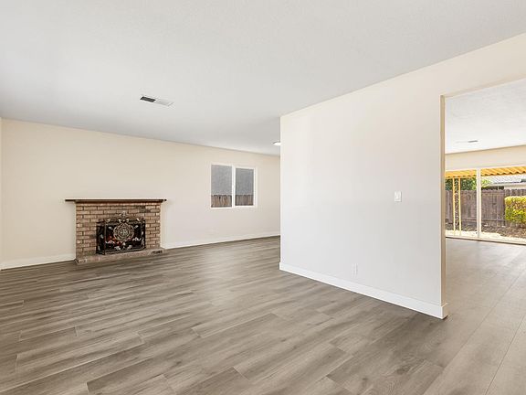 5th image of 2257 Bellamy Court