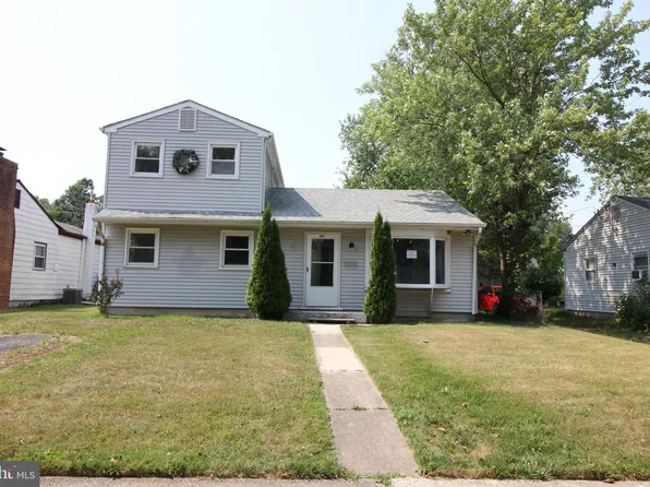 622 Barclay Ave, Morrisville, PA 19067