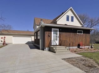 509 Portland Ct NE, Rochester, MN 55906