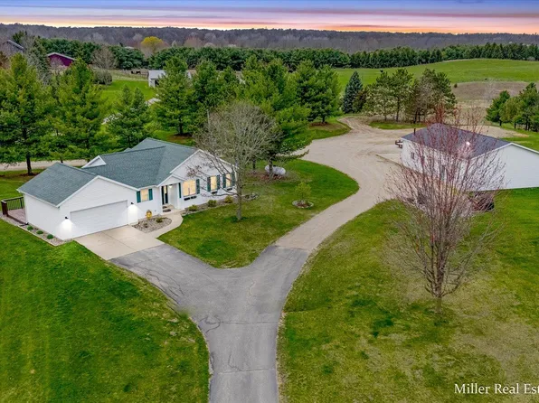 4298 Heath Rd, Hastings, MI 49058