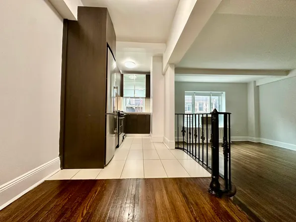 1080 Amsterdam Avenue image 10 of 29