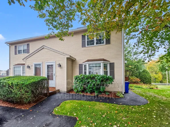 1B Arabian Ct, Goffstown, NH 03045