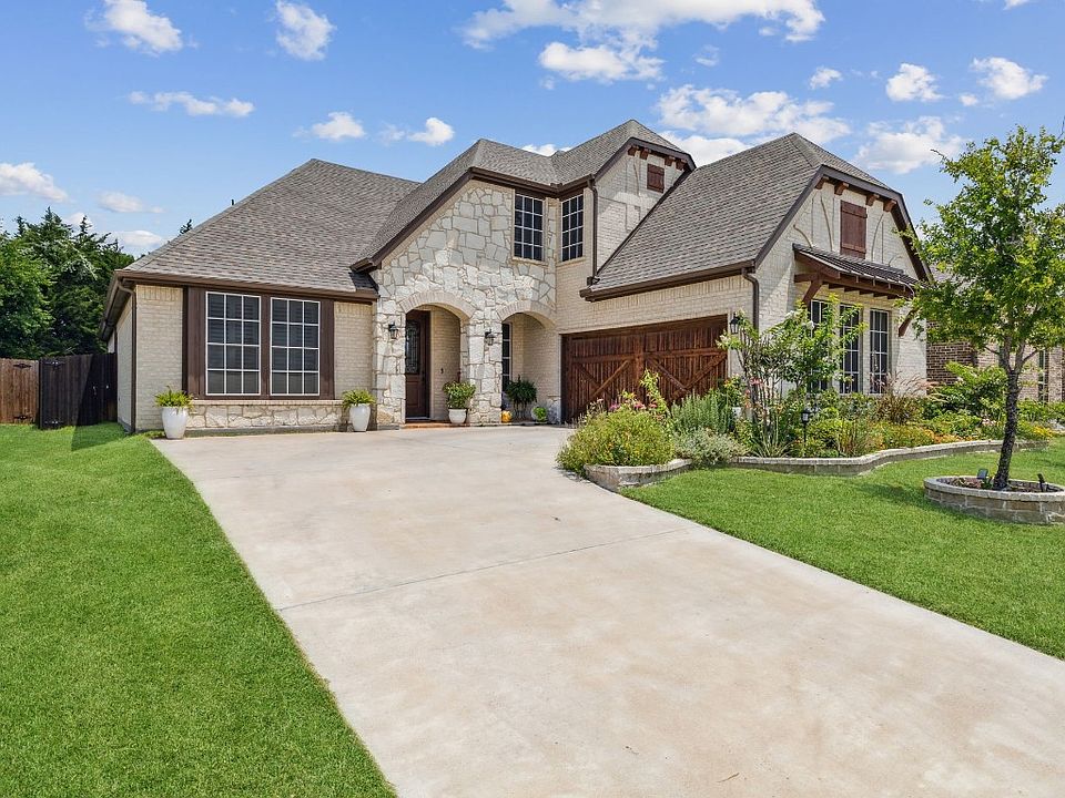 1st image of 104 Cherrywood Cir