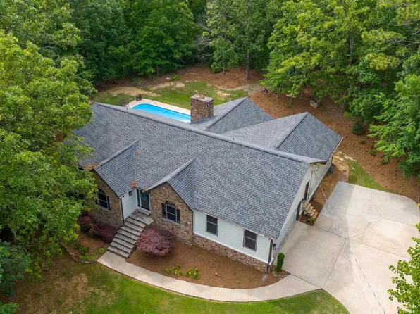 6113 Fawnhurst Dr, Anniston, AL 36206