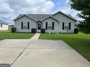 106 Bridgeport Ln, Perry, GA 31069