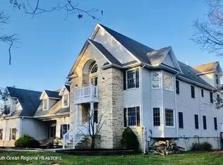 14 Bridge Creek Ln, Forked River, NJ 08731