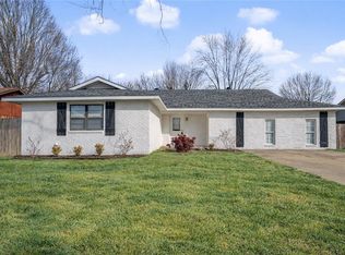 1101 Karena St, Springdale, AR 72762