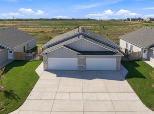 12827/12829 E Blake St, Wichita, KS 67218