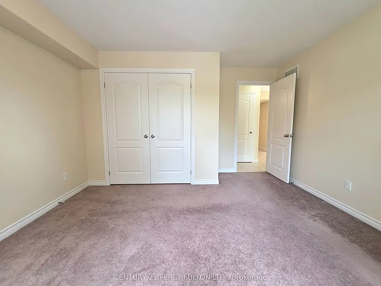 144 Mary St N #2 — Photo 21