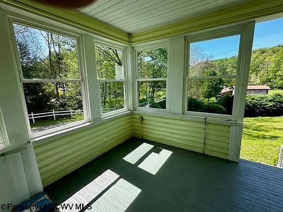 5th image of 172 Firehouse Rd