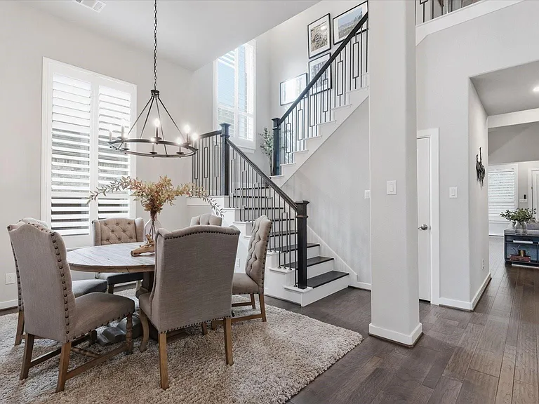 125 Russet Bend Pl N — Photo 26