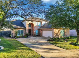 12330 Aspen Ln, Stafford, TX 77477