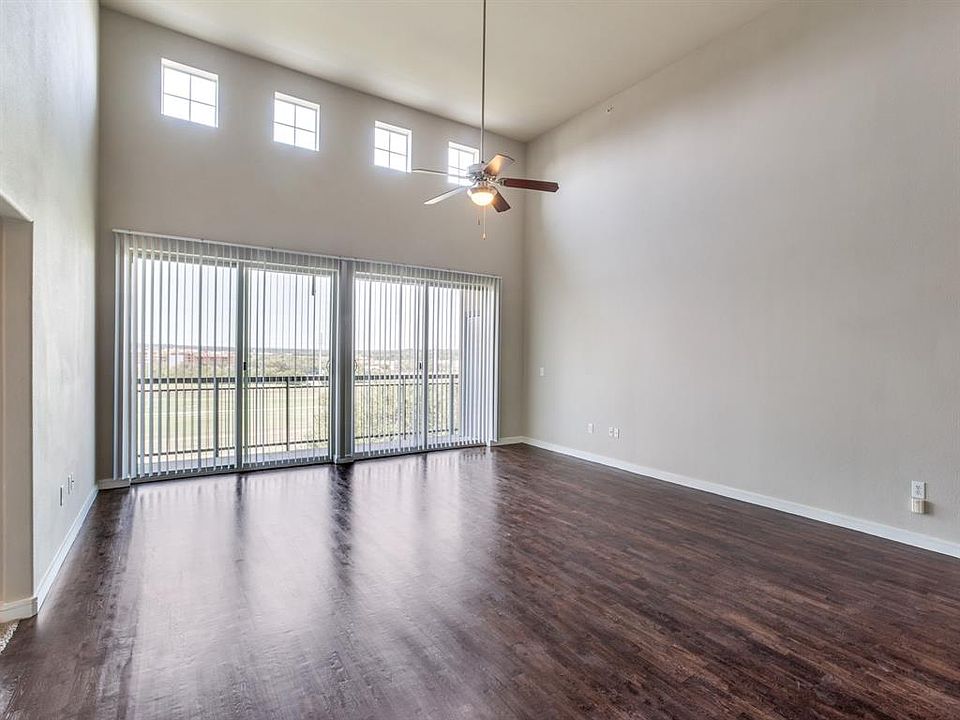 1st image of 541 Cabral Cir #211T
