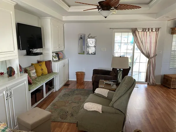 512 W Clam Cir #512, Pt Isabel, TX 78578