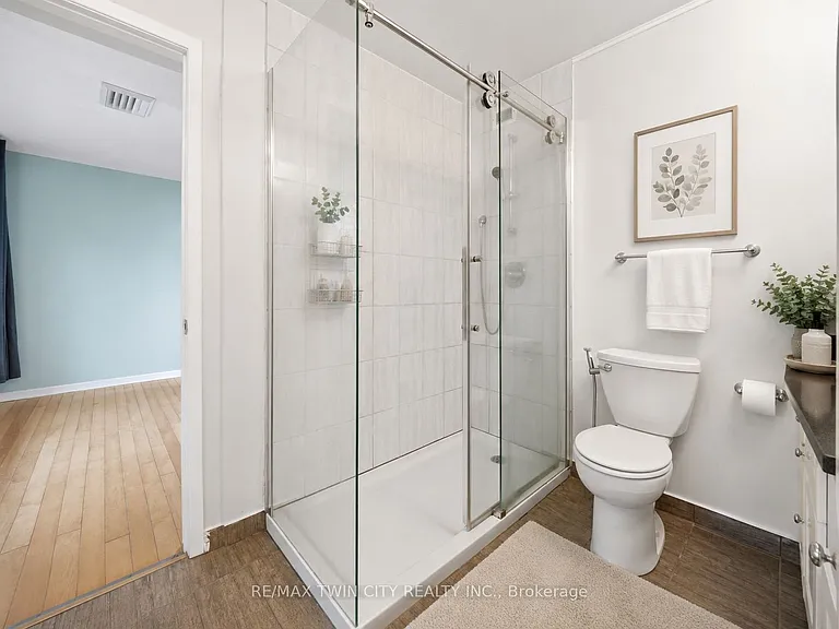 30 Green Valley Dr #110 — Photo 9
