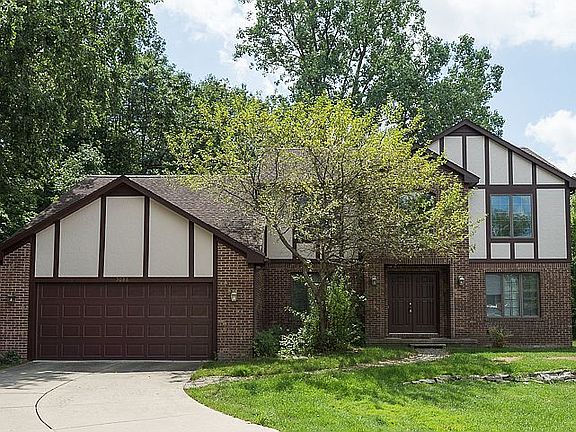 2nd image of 3086 N Foxridge Ct
