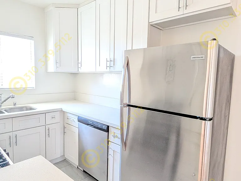 3302 Cardiff Ave #6 — Photo 10
