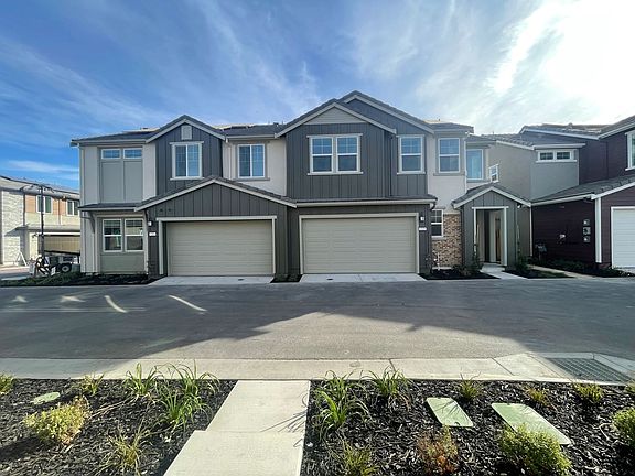 Langston Lot 41 right