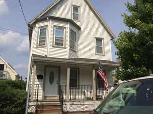 14 Chestnut St, Everett, MA 02149