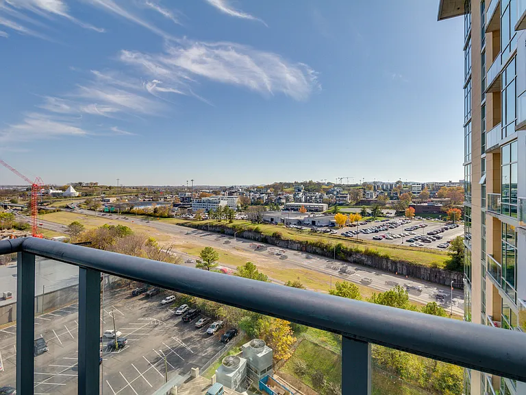 700 12th Ave S #1008 — Photo 24