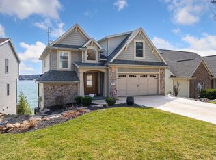 3677 W Sycamore Beach Rd, Angola, IN 46703