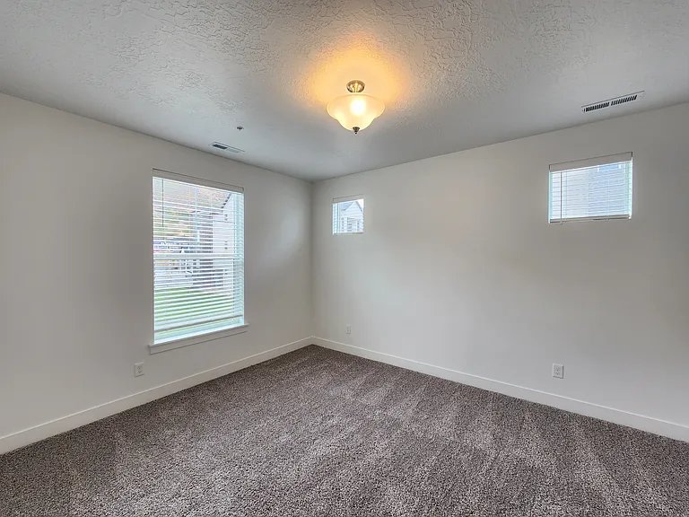 4735 S Alder Dr #F204 — Photo 18