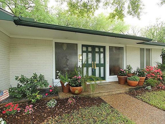Landscaping Maintenance will be a breeze with the Underground Sprinkler System in the Front Yard, Back Yard, and Flowerbeds. There is also a Mosquito Misting System at the Front Entry Area and the Backyard Area (Installed 2010).