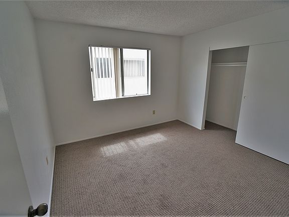 4th image of 944 Loring St APT C