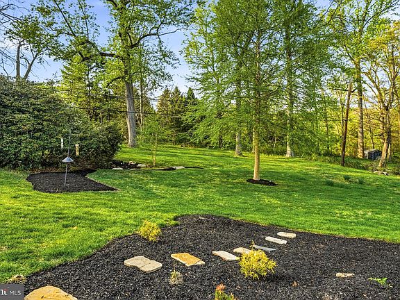 3rd image of 53 Brennan Dr