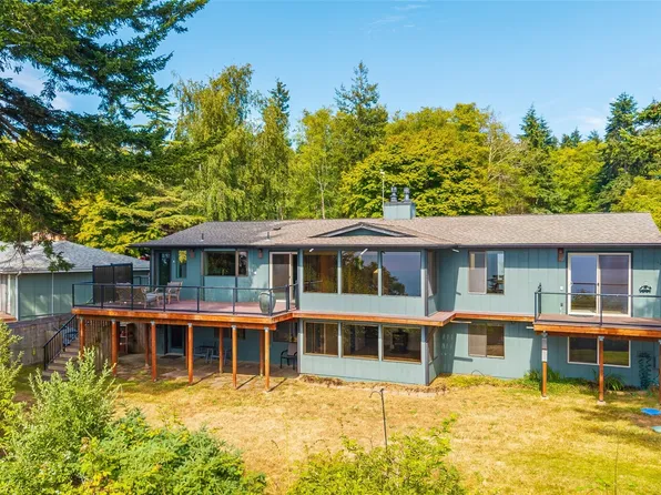 2186 Inverness Way, Coupeville, WA 98239
