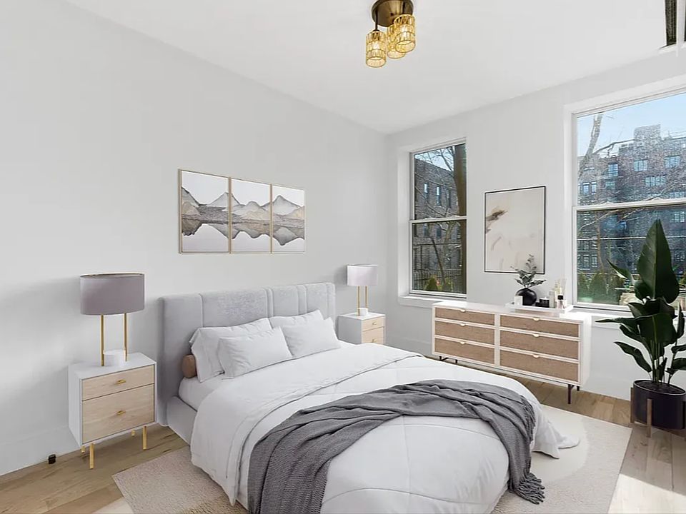 1st image of 376 Montgomery St #4A