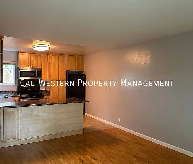250 Palo Alto Ave #1 — Photo 42