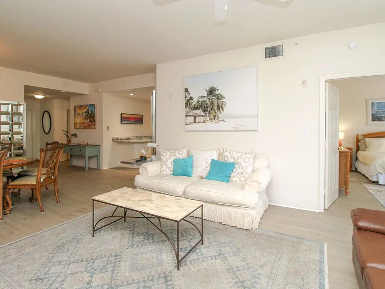 519 Roma Ct #3206 — Photo 29