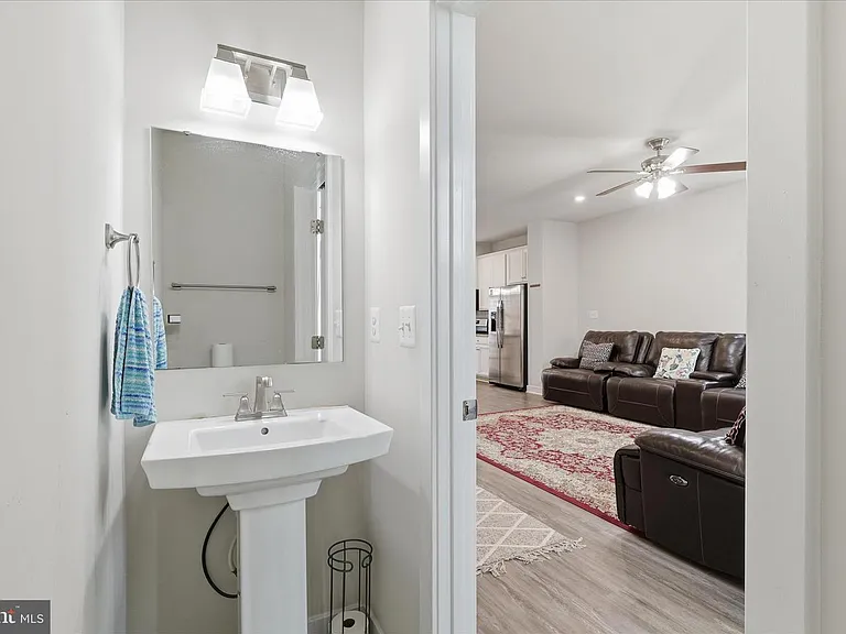 24595 Laurel Lake Ter — Photo 16