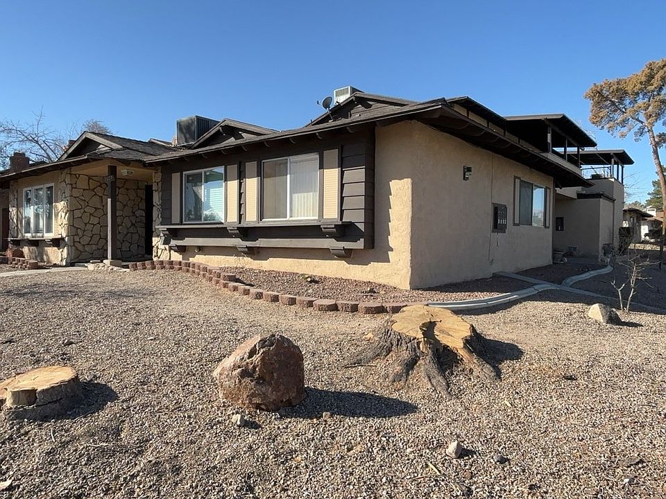 1st image of 2657 McLeod Dr APT 3