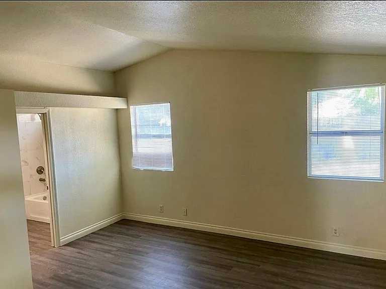 31101 Avenida El Pueblo — Photo 14