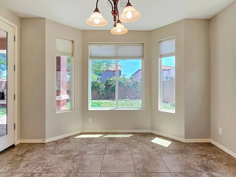 20737 W Valley View Dr — Photo 27