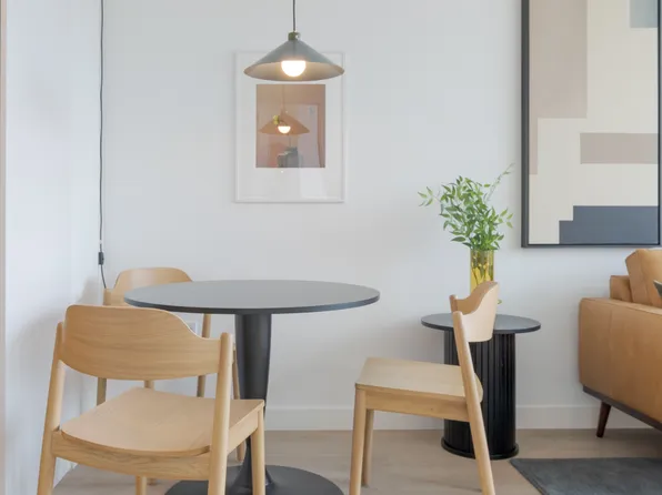 201 25th Street image 4 of 19