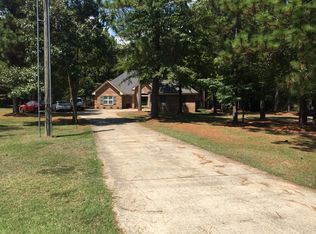 47 W Temple Rd, Petal, MS 39465
