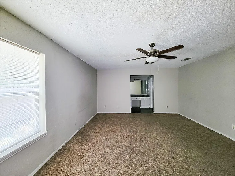 18402 Tall Cypress Dr — Photo 13