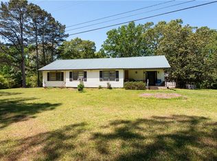 3024 Jackson Lake Rd, Mansfield, GA 30055