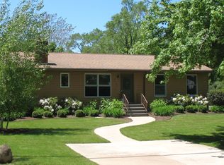 17103 Franklin Ave, Spring Lake, MI 49456